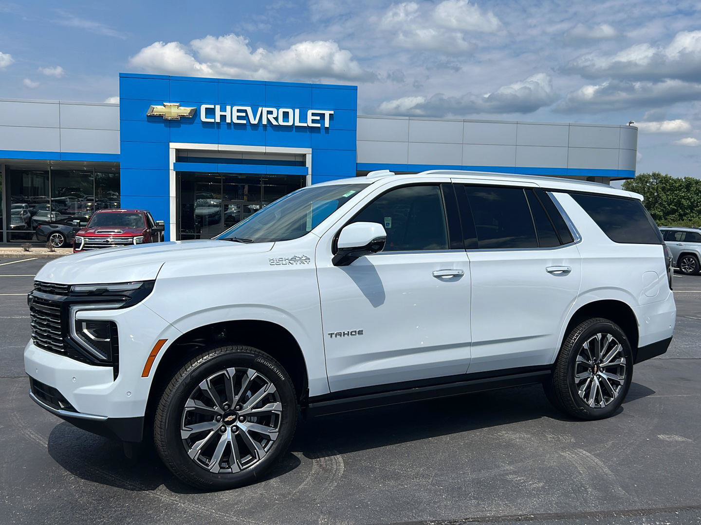 New 2026 Chevrolet Tahoe High Country AWD/4WD image 3