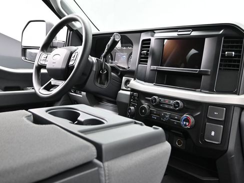 New 2026 Ford F250 XL w/ STX Appearance Package AWD/4WD image 13