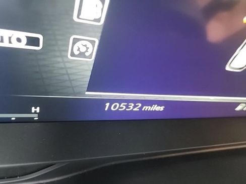 Certified 2025 Nissan Pathfinder Platinum w/ Cargo Package image 3