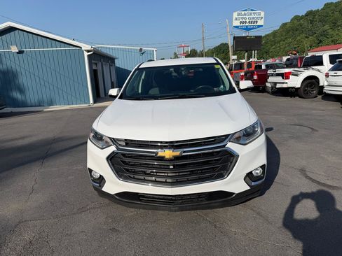 Used 2019 Chevrolet Traverse LT w/ LPO, Floor Liner Package AWD/4WD image 2
