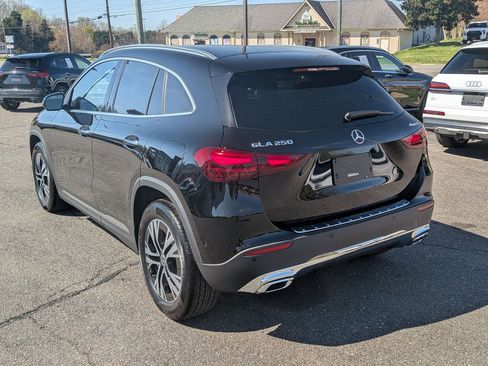 Certified 2025 Mercedes-Benz GLA 250 4MATIC image 5