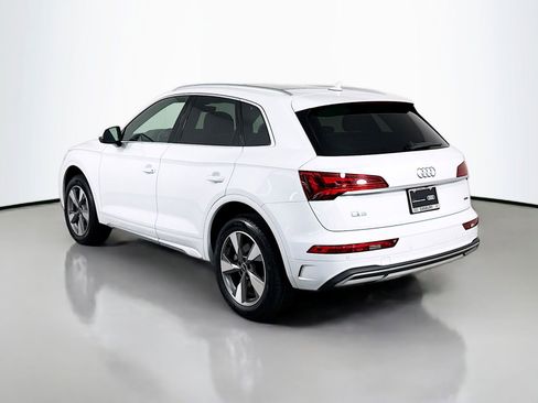 Used 2023 Audi Q5 Premium w/ Convenience Package AWD/4WD image 3