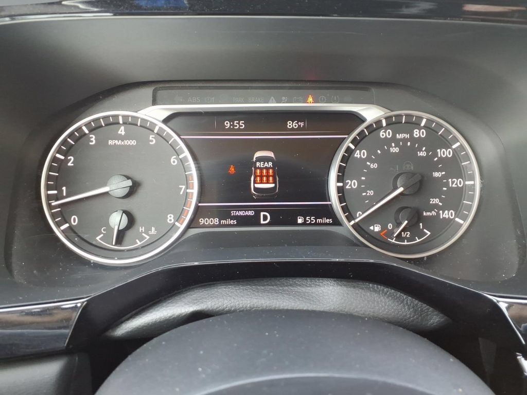 Used 2025 Nissan Pathfinder SL FWD image 17