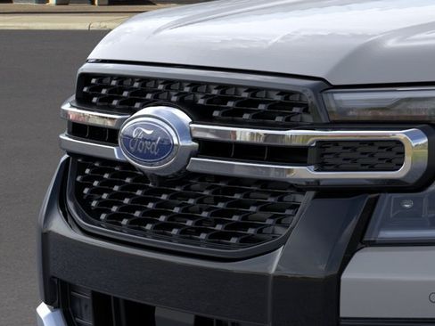 New 2026 Ford Ranger Lariat w/ FX4 Off-Road Package AWD/4WD image 17