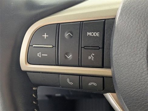 Used 2022 Lexus RX 350L FWD w/ Premium Package image 16