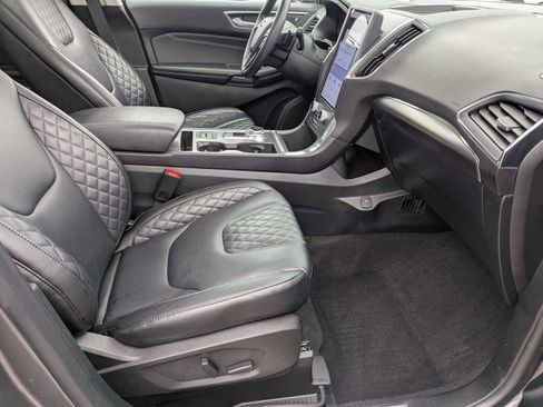 Used 2023 Ford Edge Titanium w/ Class II Trailer Tow Package image 22