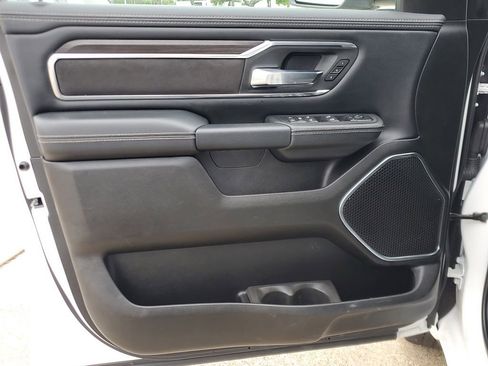 Used 2026 RAM 1500 Laramie AWD/4WD image 18