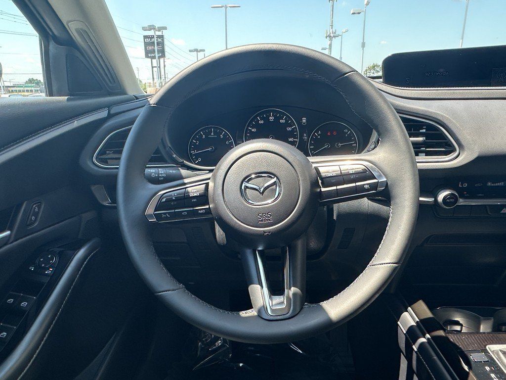 Certified 2025 MAZDA CX-30 AWD 2.5 S w/ Select Sport Pkg image 10