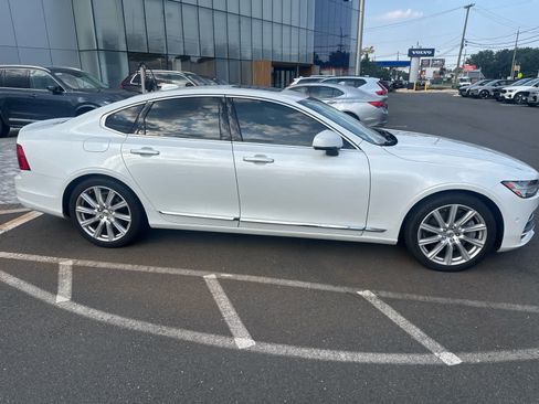 Used 2017 Volvo S90 T6 Inscription w/ Vision Package AWD/4WD image 3