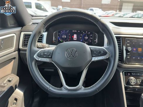 Used 2023 Volkswagen Atlas Cross Sport SE AWD/4WD image 13