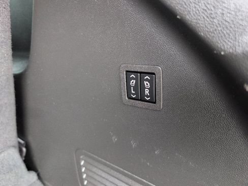 Used 2018 Buick Enclave Avenir w/ Avenir Technology Package image 6