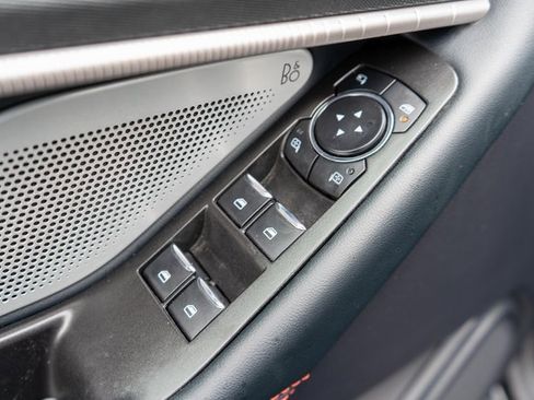 Used 2025 Ford Explorer ST image 20