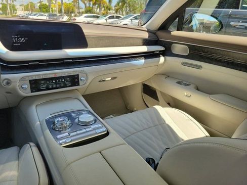 Used 2025 Genesis G90 3.5T AWD/4WD image 15
