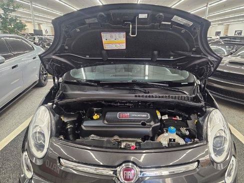 Used 2017 FIAT 500L Trekking FWD image 35