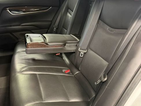 Used 2015 Cadillac XTS Luxury AWD/4WD image 16
