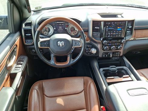 Used 2022 RAM 1500 Limited w/ Off Road Group AWD/4WD image 2