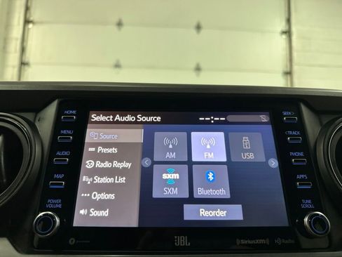 Used 2021 Toyota Tacoma TRD Off-Road w/ TRD Premium Off Road Package AWD/4WD image 30