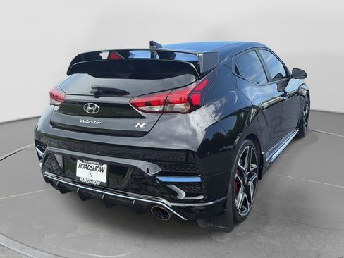 Used 2020 Hyundai Veloster N w/ Performance Package FWD image 5