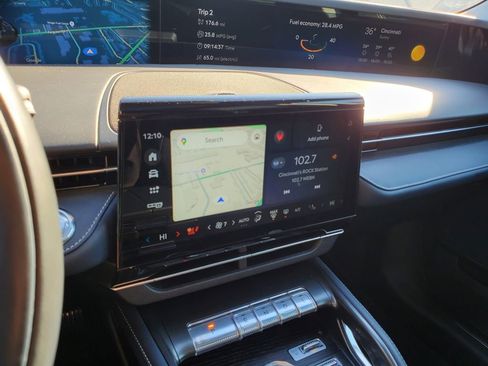 Used 2024 Lincoln Nautilus Reserve w/ Equipment Group 202A image 23