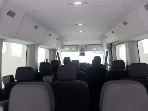 Used 2024 Ford Transit 350 XLT RWD image 13