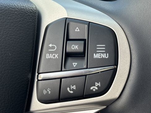 New 2026 Ford Explorer Active RWD image 26