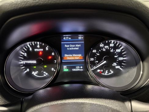 Used 2019 Nissan Rogue SL FWD image 26
