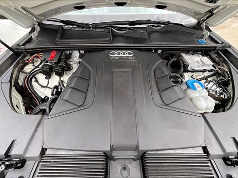 Used 2017 Audi Q7 3.0T Premium Plus image 29