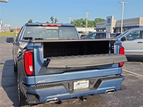 Used 2024 GMC Sierra 1500 Denali AWD/4WD image 37