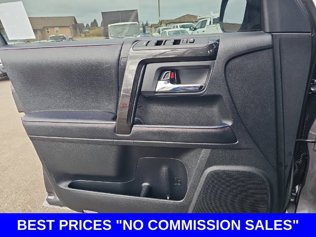 Used 2023 Toyota 4Runner TRD Off-Road Premium w/ Off Road Premium Plus Package AWD/4WD image 26