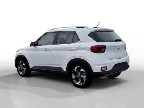 New 2026 Hyundai Venue SEL image 4