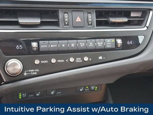 Used 2025 Lexus ES 350 w/ Premium Package FWD image 13