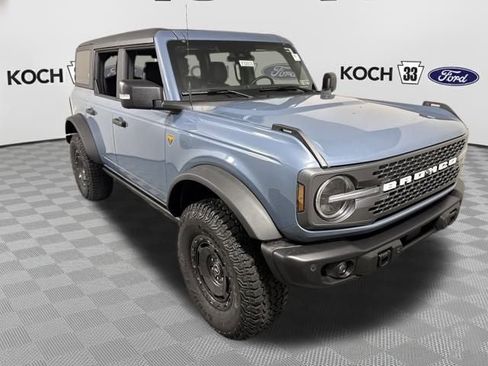 New 2025 Ford Bronco Badlands image 8