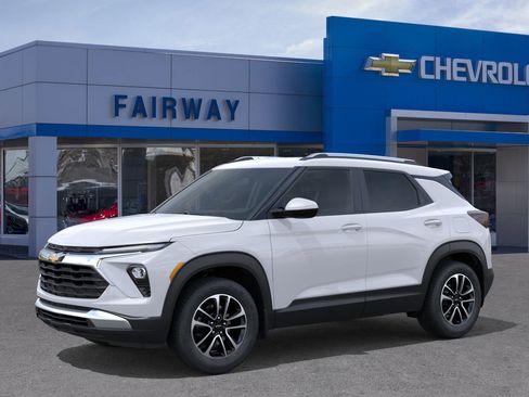 New 2026 Chevrolet TrailBlazer LT w/ Convenience Package image 2