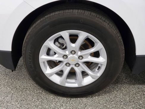 Used 2021 Chevrolet Equinox LT FWD image 9