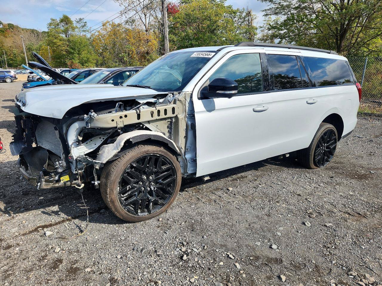 Used 2026 Ford Expedition Max Platinum w/ Stealth Performance Package AWD/4WD image 3