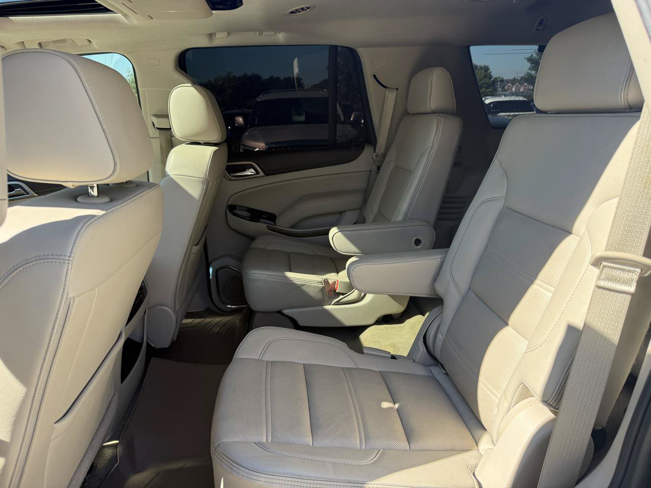 Used 2018 GMC Yukon Denali w/ Denali Ultimate Package AWD/4WD image 13