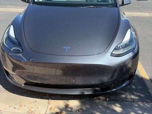 Used 2022 Tesla Model Y Performance image 1