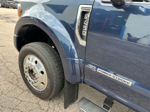 Used 2019 Ford F450 Platinum w/ Platinum Ultimate Package AWD/4WD image 8