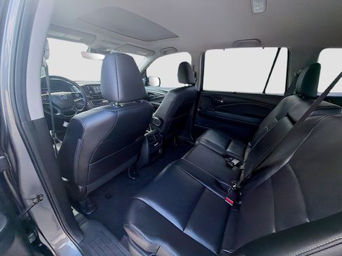 Used 2022 Honda Pilot Special Edition image 24