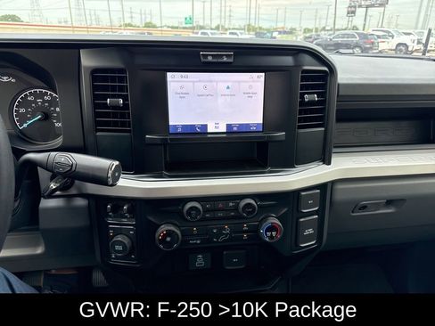 Used 2025 Ford F250 XL w/ STX Appearance Package AWD/4WD image 4