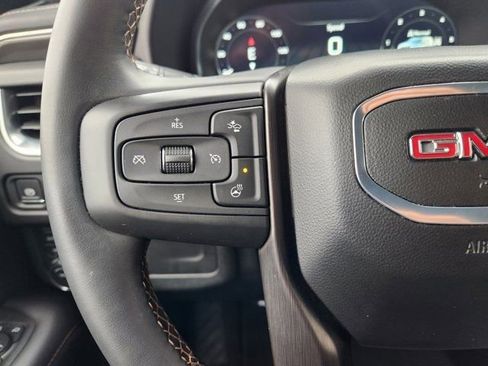 Used 2024 GMC Yukon AT4 w/ Technology Package image 30