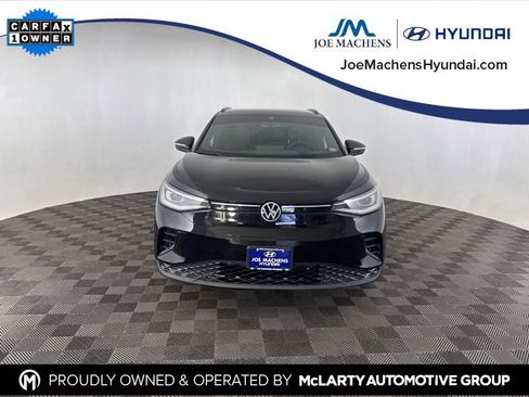 Used 2024 Volkswagen ID.4 Pro S image 3