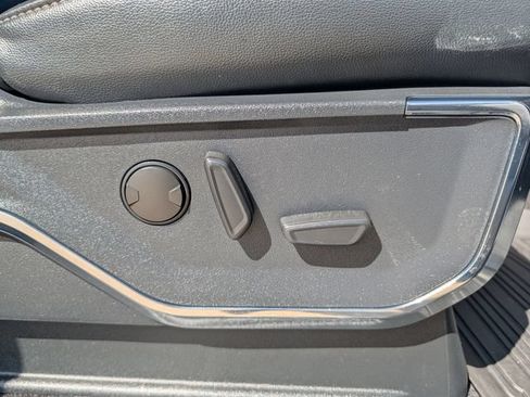Used 2024 Ford F150 Lariat AWD/4WD image 29