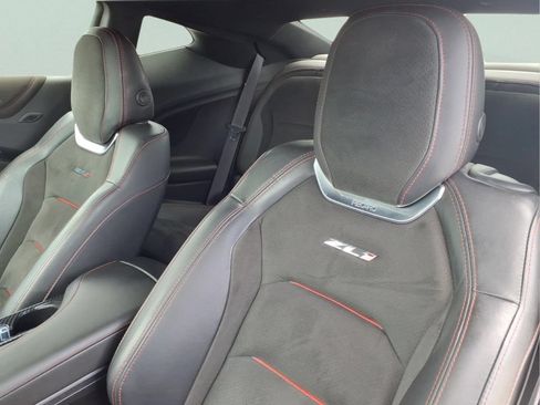 Used 2017 Chevrolet Camaro ZL1 RWD image 21