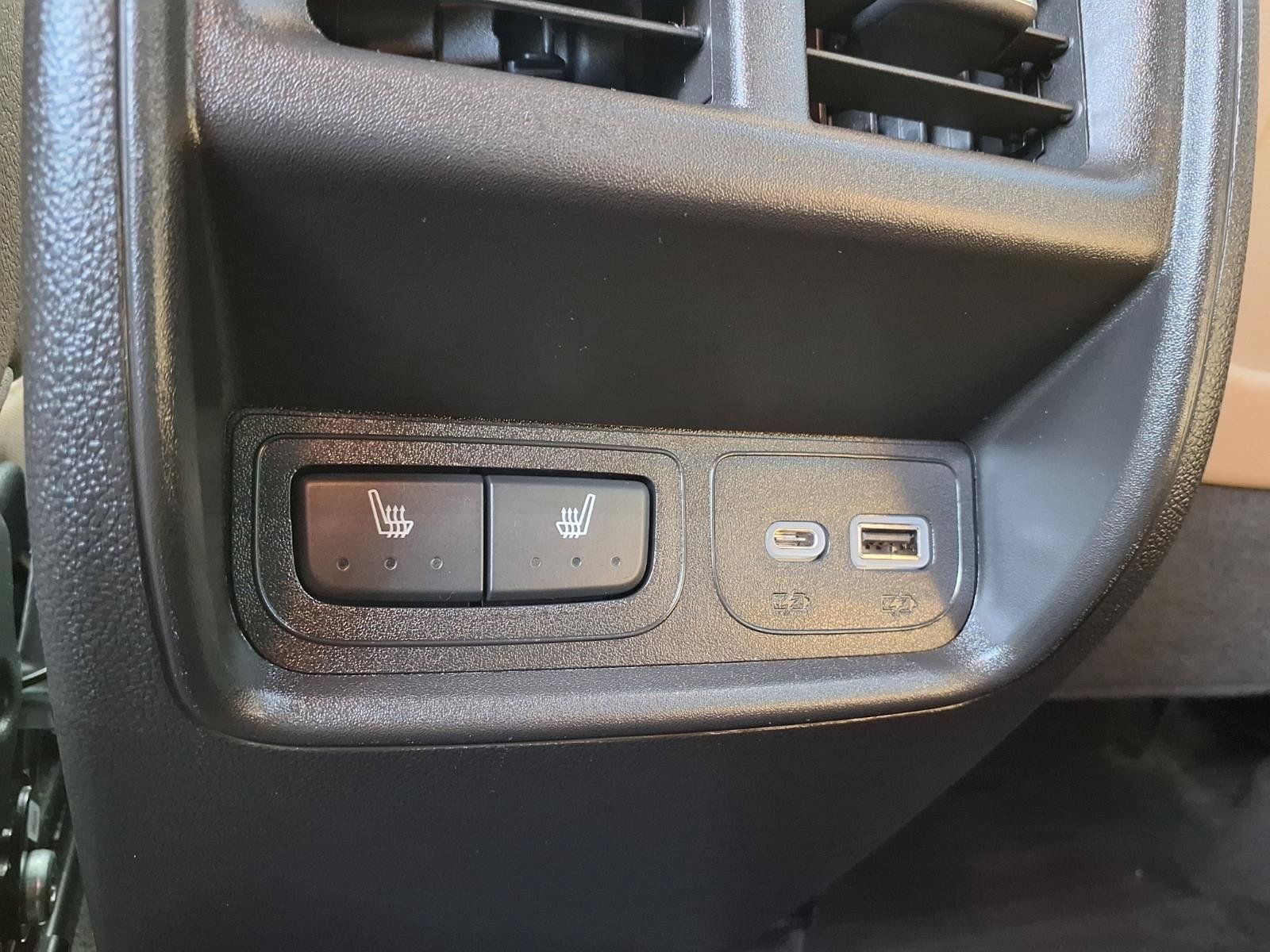 Used 2024 Cadillac XT4 Luxury FWD image 24