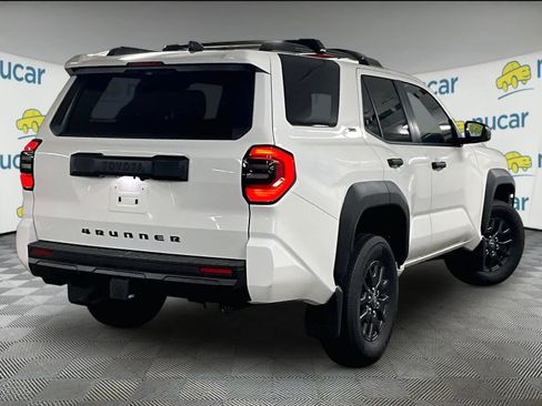 New 2026 Toyota 4Runner SR5 RWD image 7