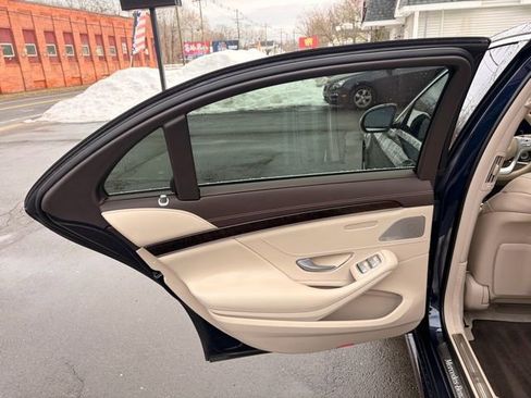 Used 2020 Mercedes-Benz S 450 Sedan w/ AMG Line Exterior image 15