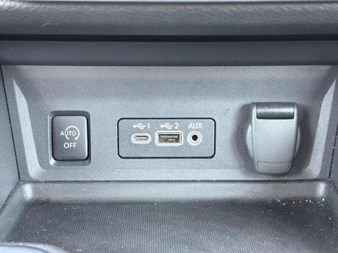 Certified 2024 Nissan Sentra SV FWD image 7