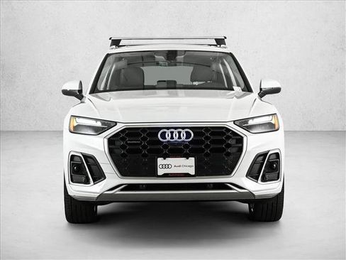 Used 2023 Audi Q5 2.0T Premium Plus w/ Premium Plus Package AWD/4WD image 2