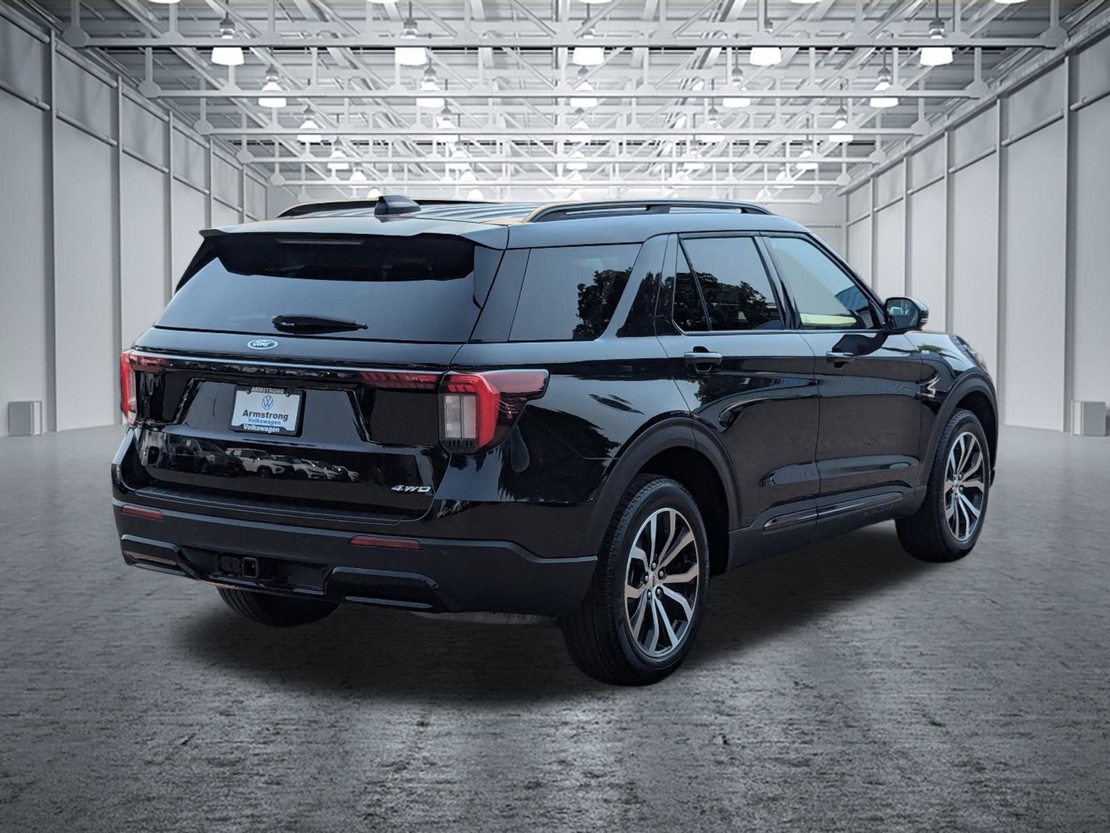 Used 2025 Ford Explorer ST-Line AWD/4WD image 5